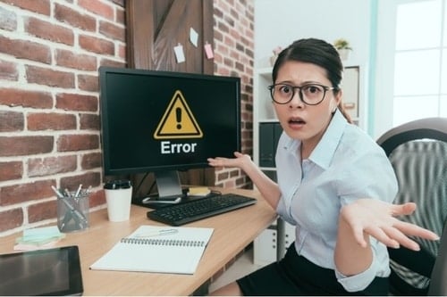 Confused lady with page not found (404) error message